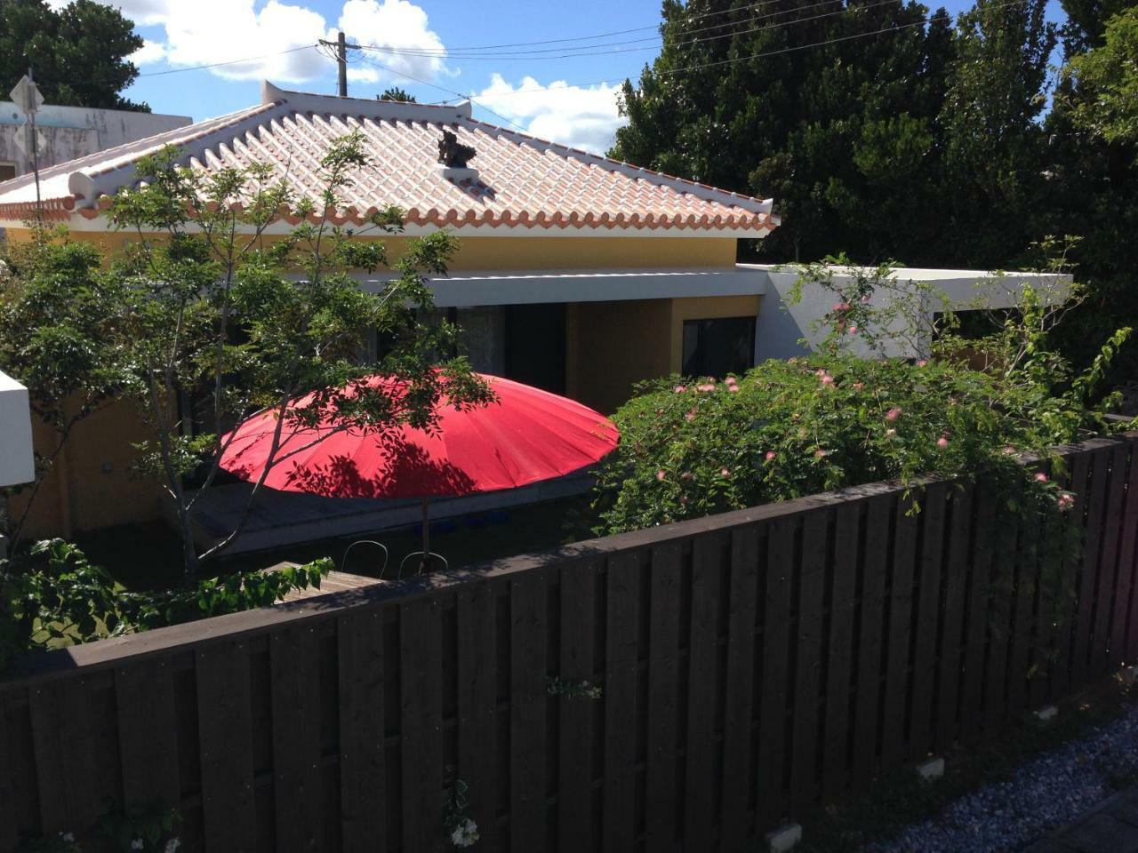 Bougain Terrace Ta-chi House Nago